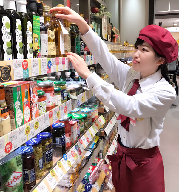 北野エース 枚方T-SITE店 山村 愛