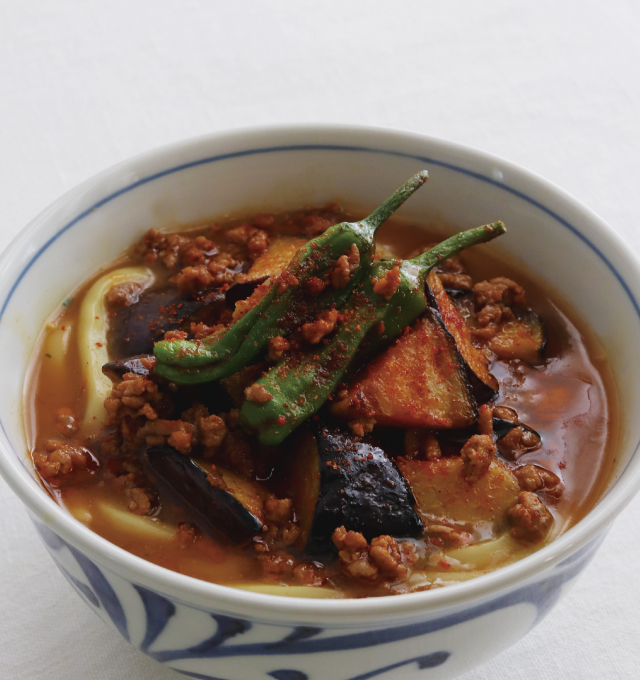 ナスと挽肉のピリ辛カレーうどん